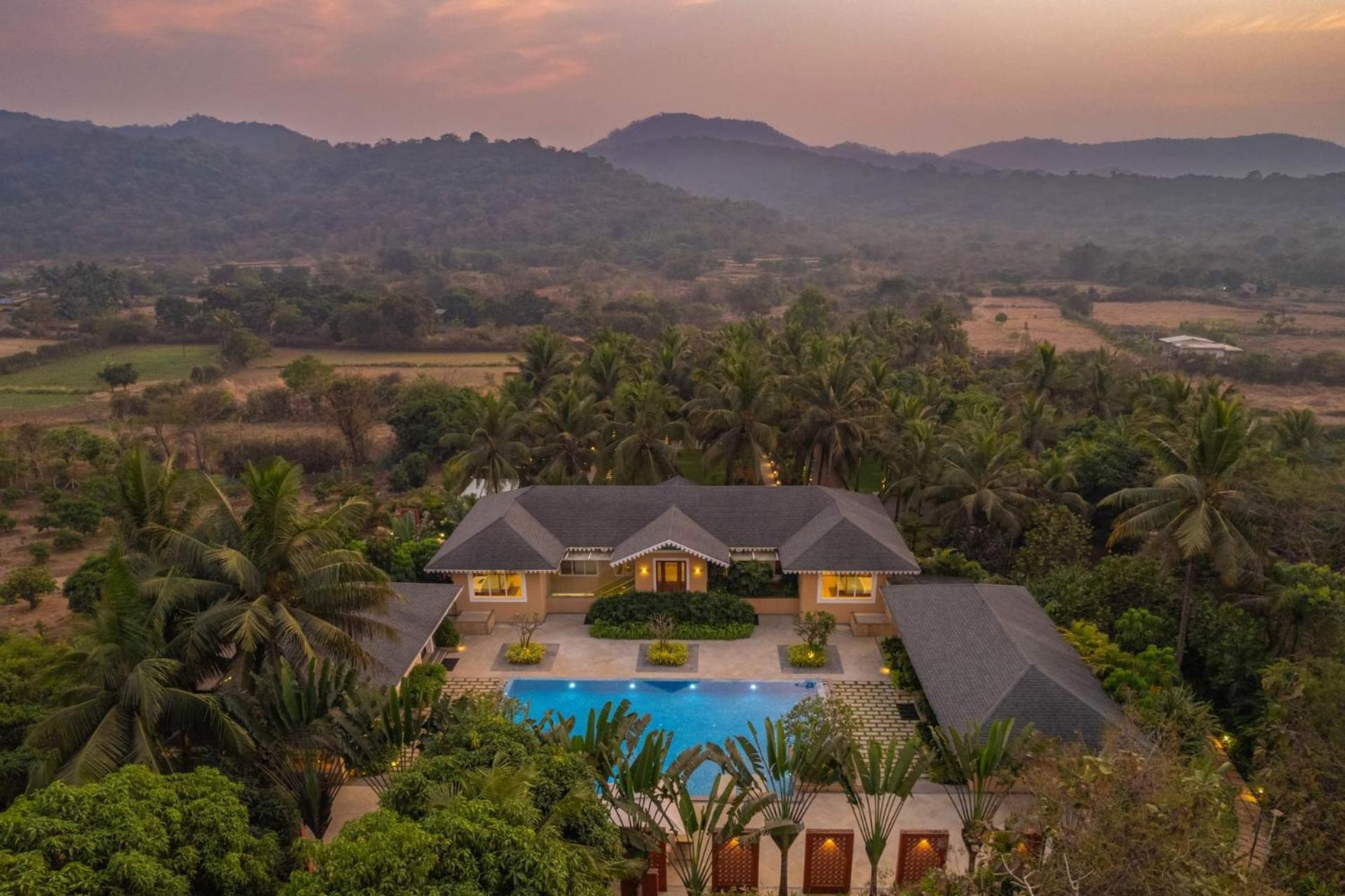Stayvista At Amara Villa Luxury Collection With Private Pool & Gazebo Alībāg Exteriér fotografie